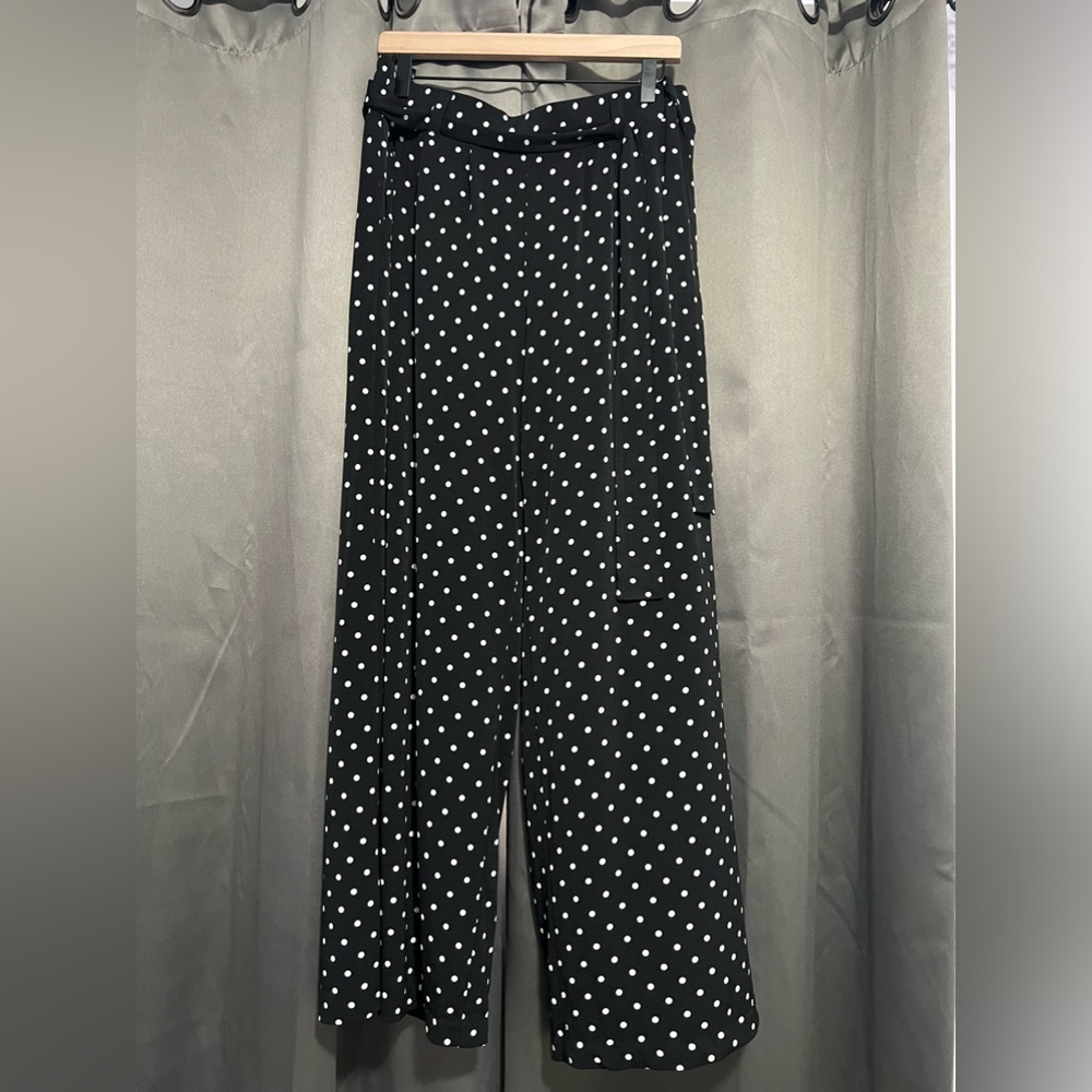 Wide leg pant torrid size 0 (Large/12)